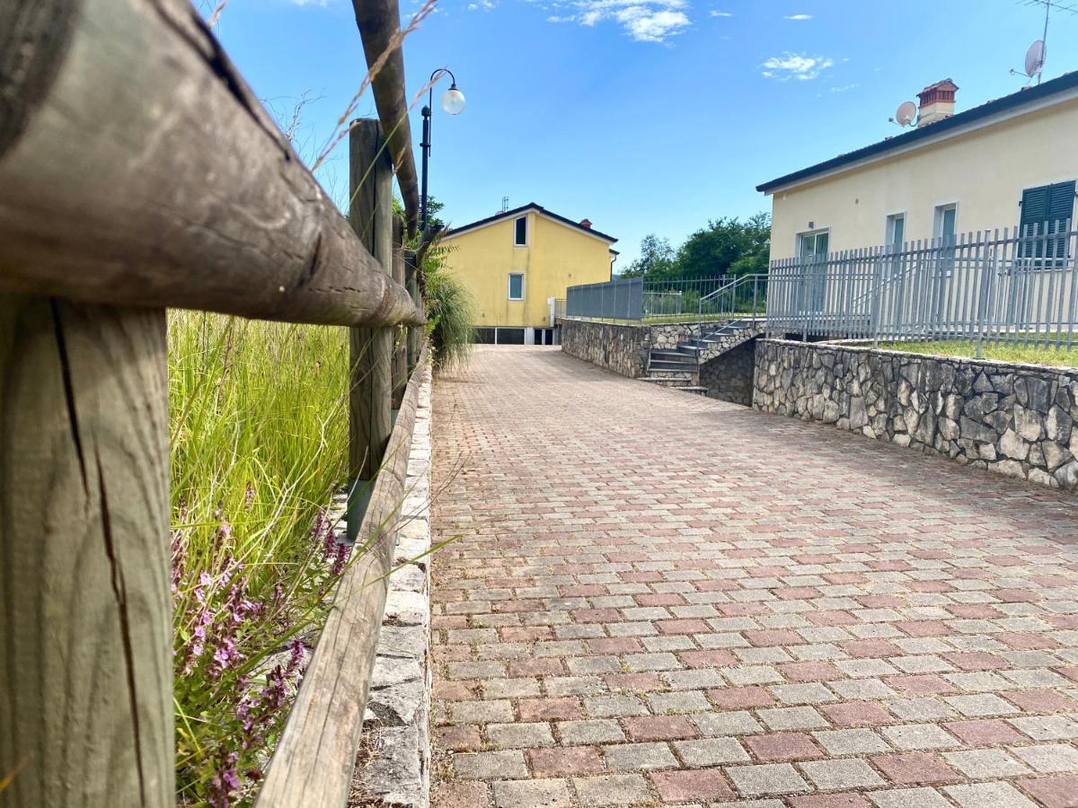 Le Village Сарцана Екстериор снимка